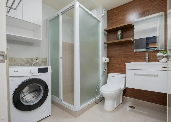 Apartment Furnished 1-bedroom In Avida Towers Riala, It Park With Fast Wifi, Netflix, Pool And *