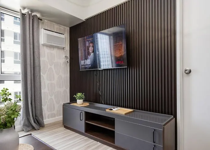 Furnished 1-bedroom In Avida Towers Riala, It Park With Fast Wifi, Netflix, Pool And *