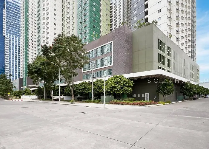 Apartment Furnished 1-bedroom In Avida Towers Riala, It Park With Fast Wifi, Netflix, Pool And *